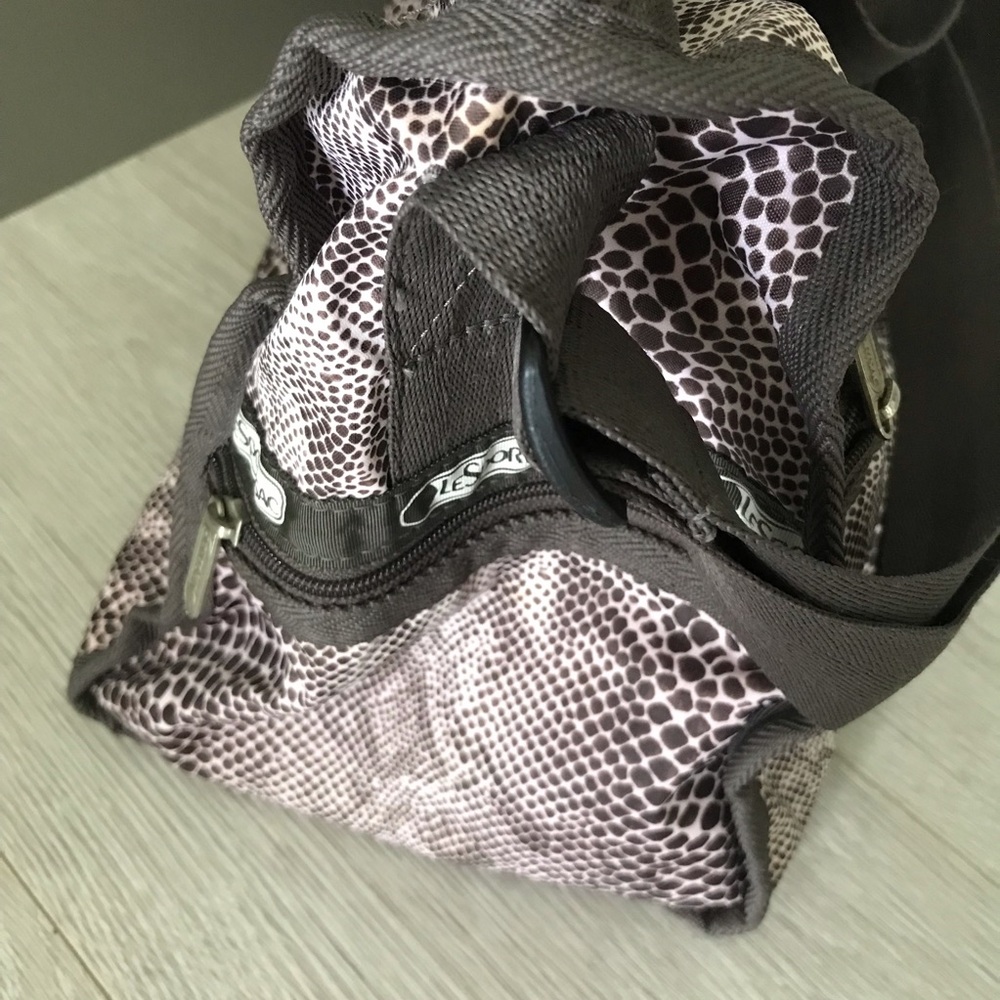 RARE LeSportSac Boston Bag Medium Weekender - Picture 9 of 12